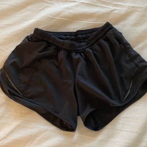 Lululemon hotty hot short